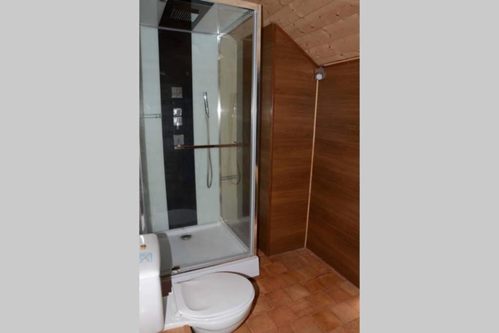 Gite 3 Personnes, Possibilite Table D'Hotes Le Soir Treduder ภายนอก รูปภาพ